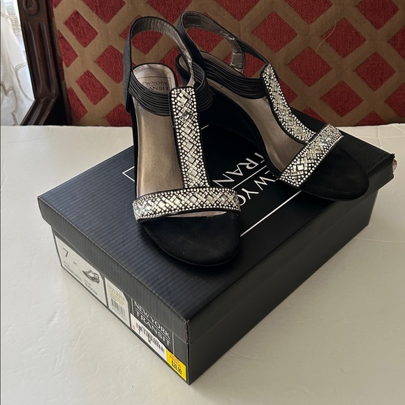 New York Transit Black and Silver Embellished with diamond Sandals for women 7M - Picture 13 of 14